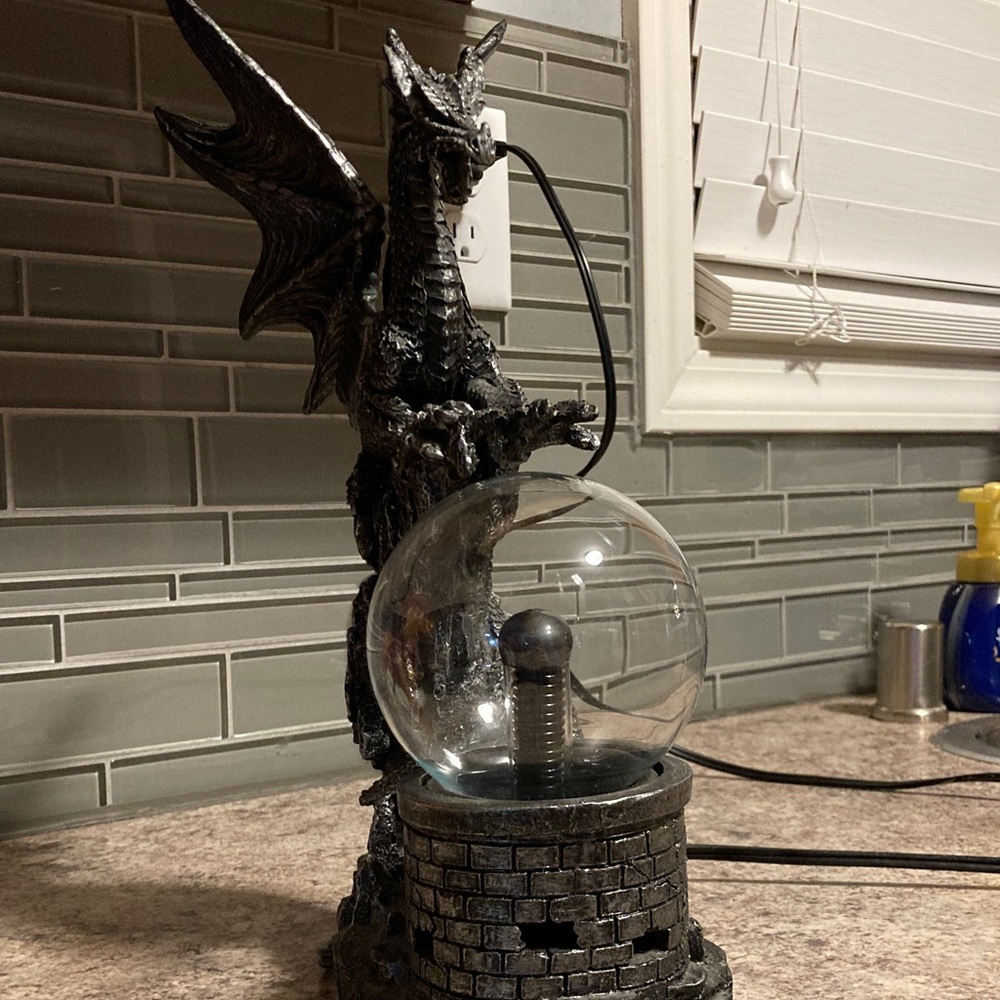 Dragon Electric Ball Lamp - Picture 4 of 4